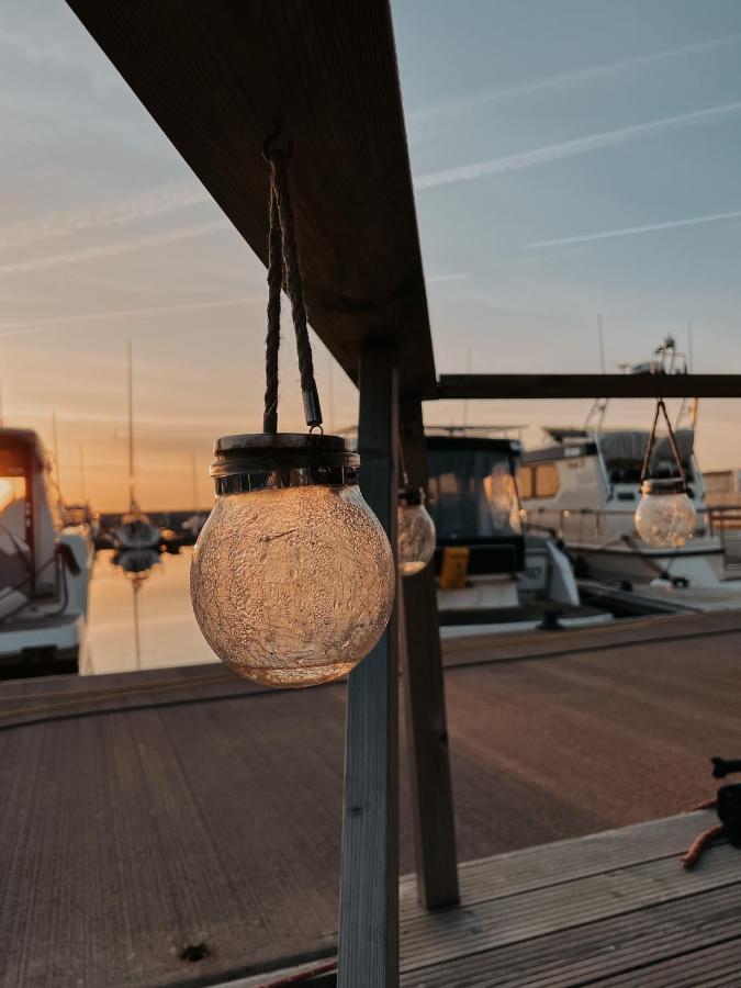 Cozy Floating House With Sauna Båter Tallinn